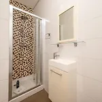 Апартаменты Guestready - Stylish W/ Balcony In Graca