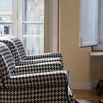 Guestready - Stylish W/ Balcony In Graca Lägenhet