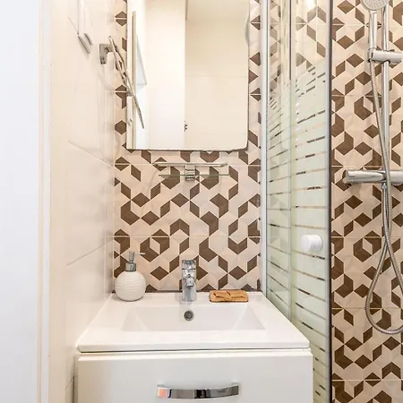 Guestready - Stylish W/ Balcony In Graca شقة Lisboa