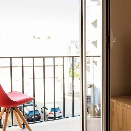 Guestready - Stylish W/ Balcony In Graca شقة *