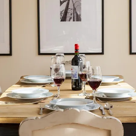 Joivy Graca Deluxe Apartment
