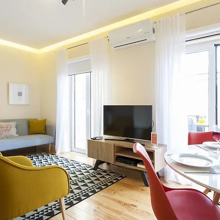 Guestready - Stylish W/ Balcony In Graca ליסבון