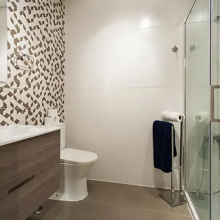 Guestready - Stylish W/ Balcony In Graca