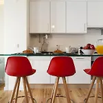 Lejlighed Guestready - Stylish W/ Balcony In Graca Lisboa