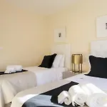 Lejlighed Guestready - Stylish W/ Balcony In Graca *