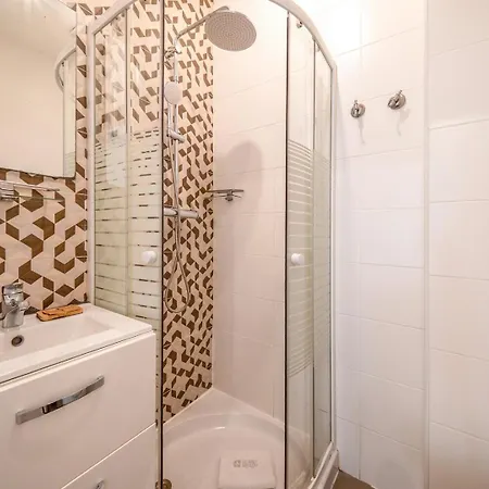 Guestready - Stylish W/ Balcony In Graca