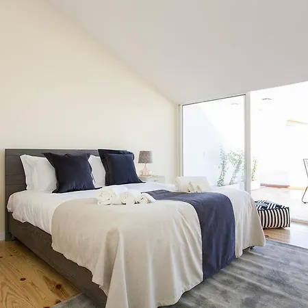 Guestready - Stylish W/ Balcony In Graca 아파트 리스본