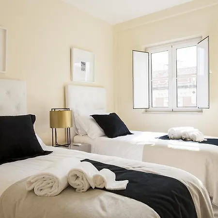 Guestready - Stylish W/ Balcony In Graca Appartement Lisboa