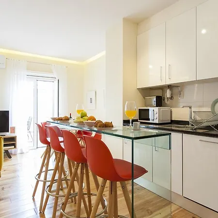 Appartement Guestready - Stylish W/ Balcony In Graca Lisboa